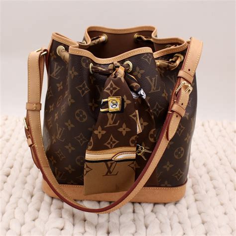 lv sac noe grande|sac seau noé monogram.